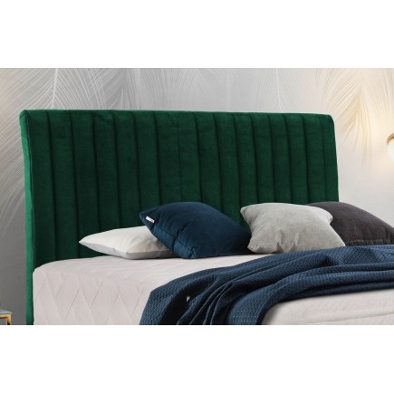 Ensemble lit + sommier + matelas BLASIO de VENESETTI - velours vert foncé - 140x200 cm