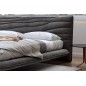 Lit design en velours de luxe PRESTIGIO, avec sommier à lattes offert, gris foncé, 140x200