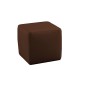 Un pouf carré en cuir, chocolat
