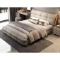 Lit design en cuir de luxe VARESI, avec son sommier à lattes Lit design en cuir de luxe VARESI, avec son sommier à lattes