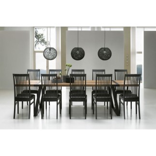 Grande table à manger GIGANT de marque Canett, modèle 290 cm de long. Version: Neutre, Huilé, Noir, Peint
