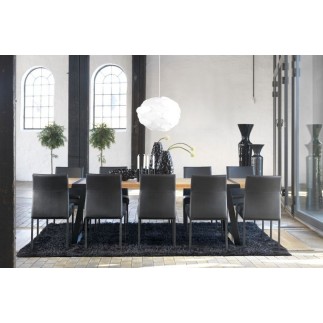 Grande table à manger GIGANT de marque Canett, modèle 290 cm de long. Version: Neutre, Huilé, Noir, Peint