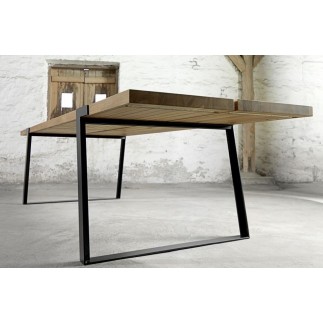 Grande table à manger GIGANT de marque Canett, modèle 290 cm de long. Version: Neutre, Huilé, Noir, Peint