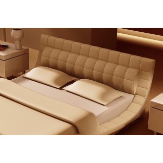 Lit design en cuir italien de luxe BELIA, beige, avec 1 chevet Erima inclus